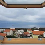 Skylight *