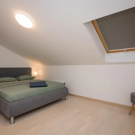 Skylight * Kostrena